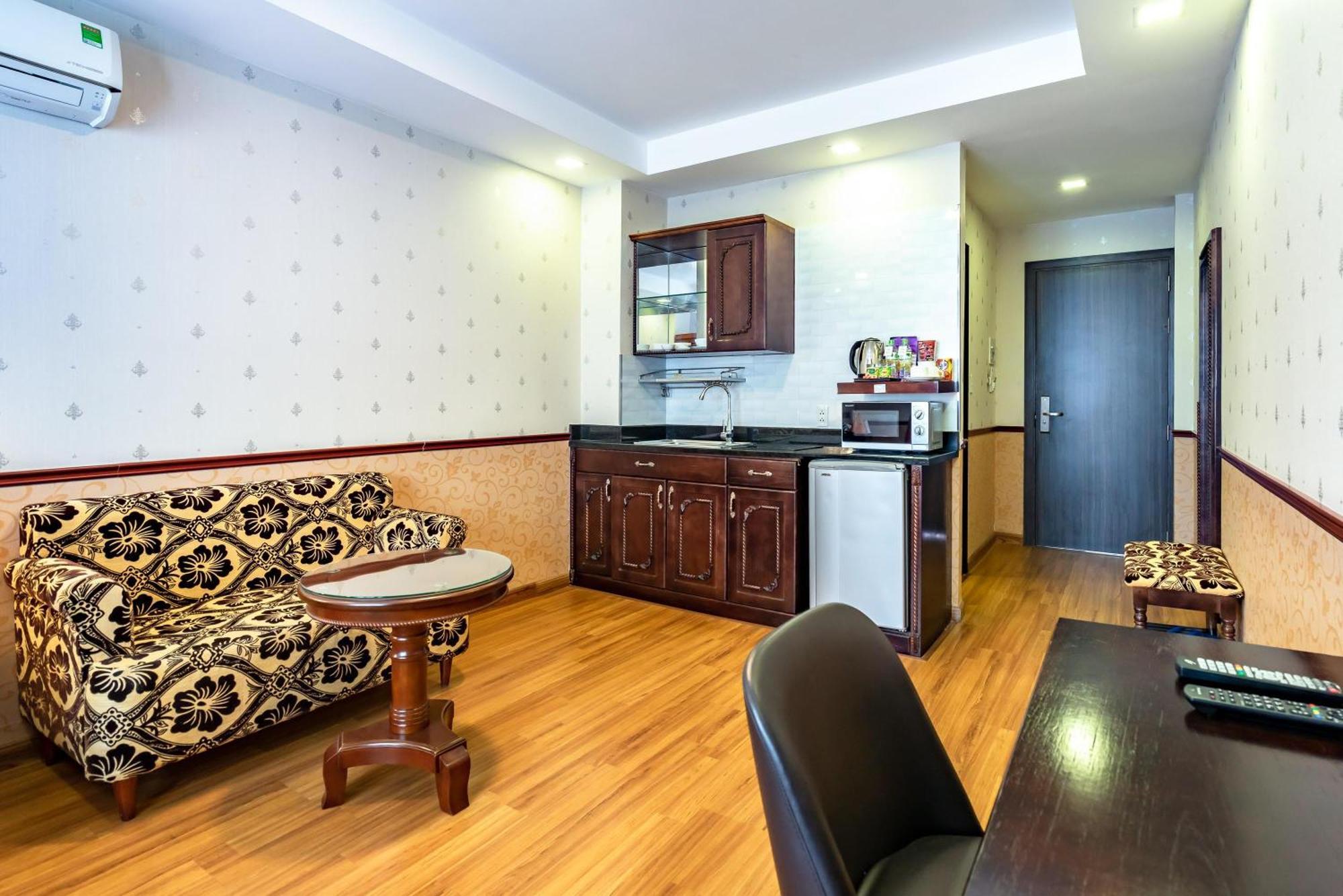 Collection O Emerald Luxury Apartment - Near Secc Ho Chi Minh City Exterior photo