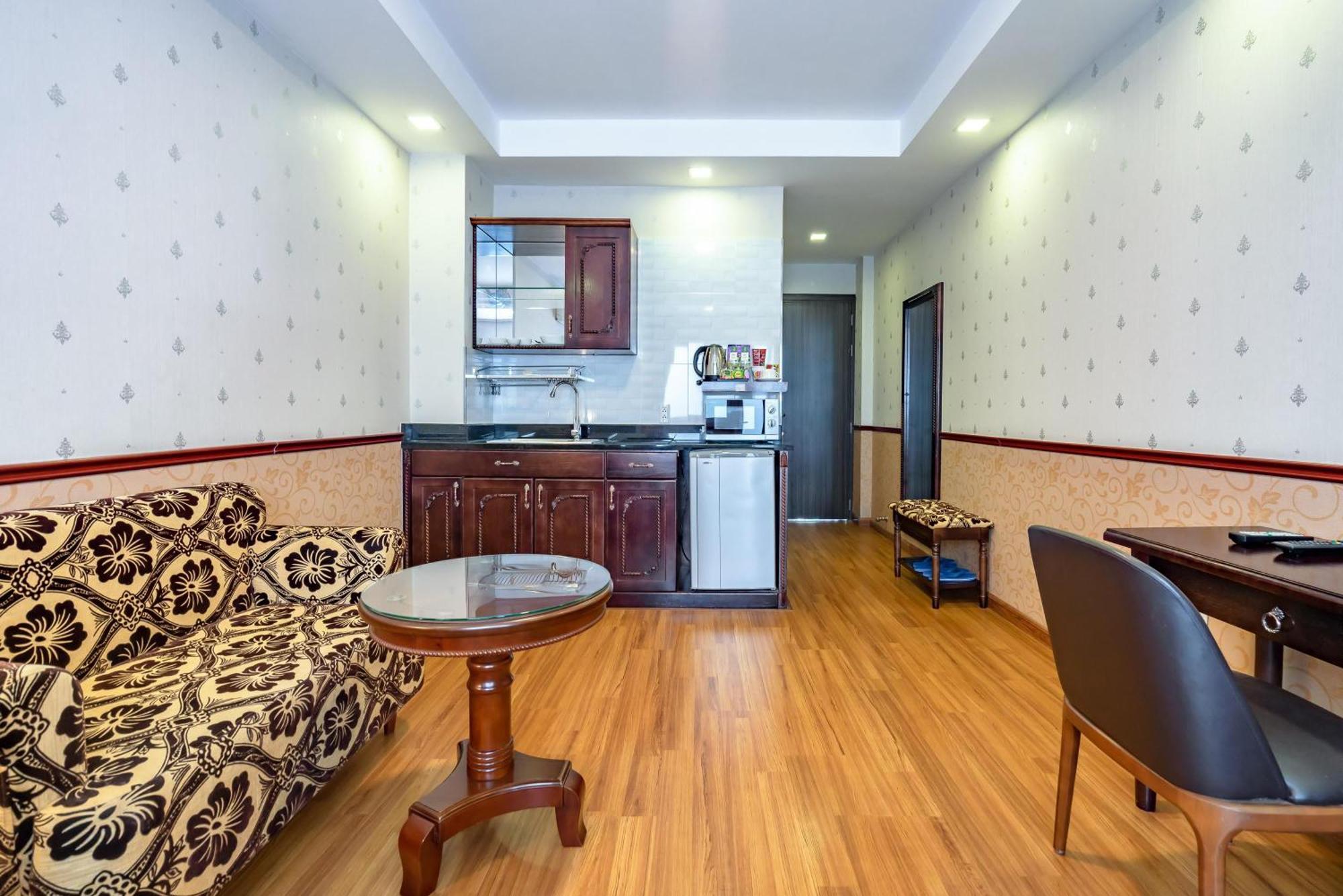 Collection O Emerald Luxury Apartment - Near Secc Ho Chi Minh City Exterior photo