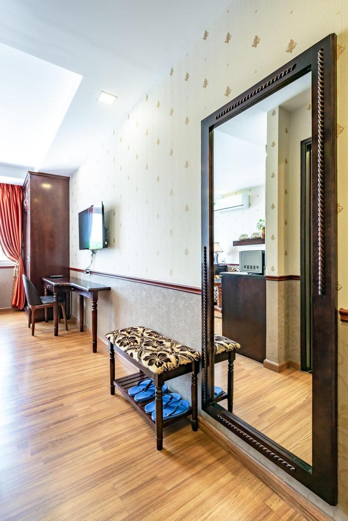 Collection O Emerald Luxury Apartment - Near Secc Ho Chi Minh City Exterior photo