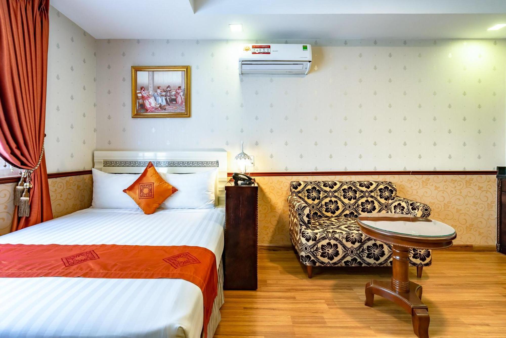 Collection O Emerald Luxury Apartment - Near Secc Ho Chi Minh City Exterior photo