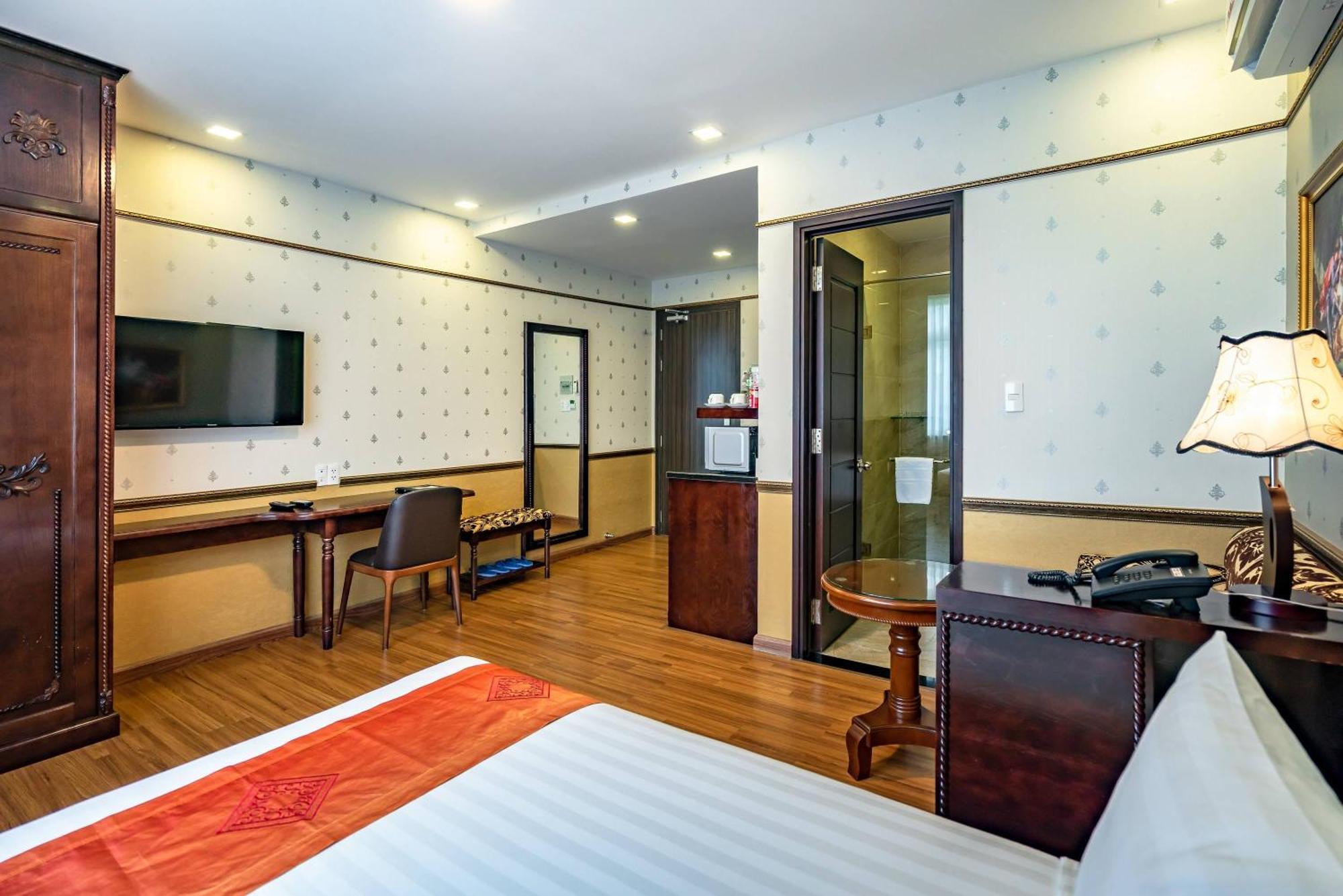 Collection O Emerald Luxury Apartment - Near Secc Ho Chi Minh City Exterior photo