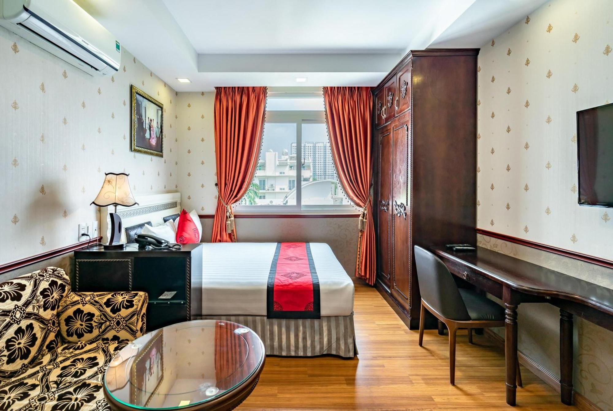 Collection O Emerald Luxury Apartment - Near Secc Ho Chi Minh City Exterior photo